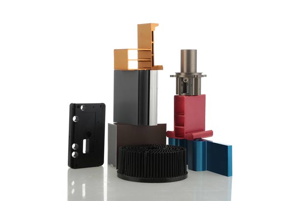 想要知道鋁型材、鋁合金、鐵制品的區(qū)別？